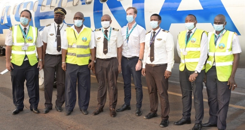 L’ASECNA, conjointement avec NIGCOMSAT et Thales Alenia Space, accélère le développement des services SBAS pour l’aviation en Afrique L’ASECNA, conjointement avec NIGCOMSAT et Thales Alenia Space, accélère le développement des services SBAS pour l’aviation en Afrique